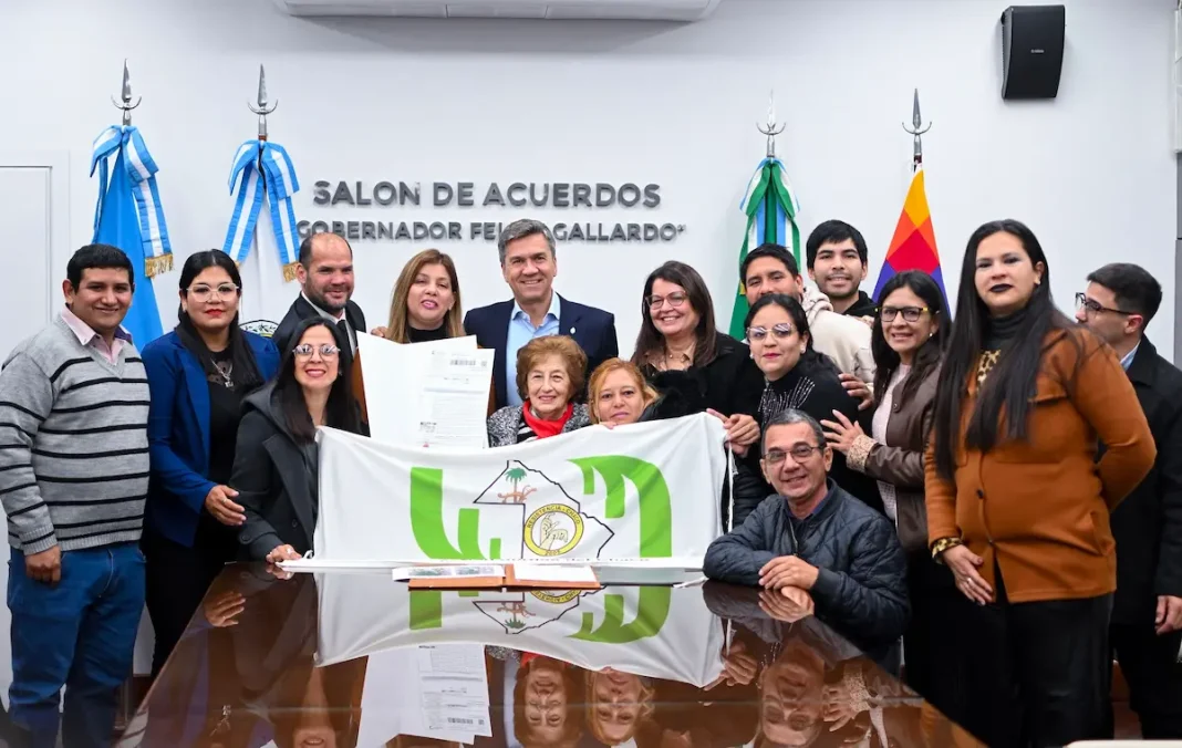La Asociación de Sordos del Chaco obtuvo el título de propiedad de su sede
