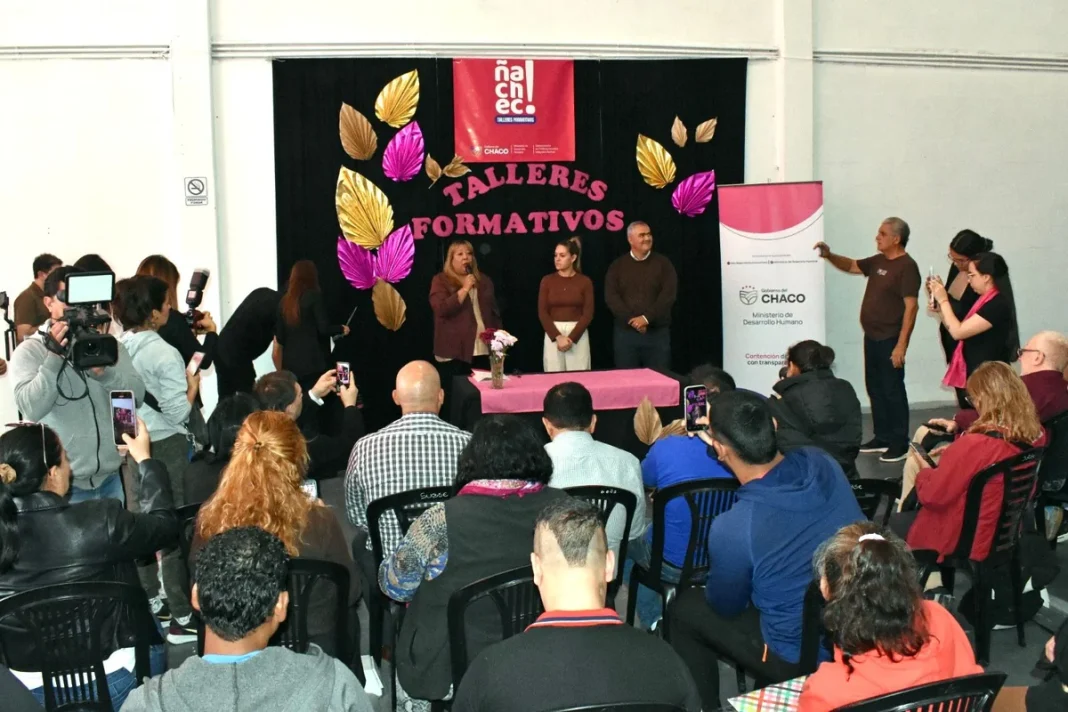 Presentación de los talleres formativos Ñachec ante capacitadores y beneficiarios en Resistencia