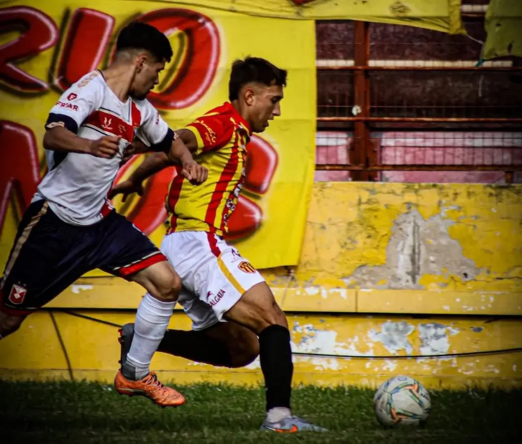 Triunfo de Sarmiento frente a Tucumán Central